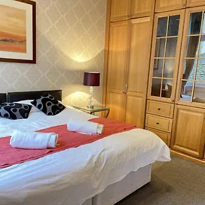 Apartamento Royal Mile Mansions 2 Bedroom - Centre, Edimburgo
