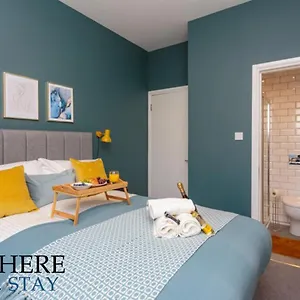 Apartamento Lovely Beneath Castle, Edimburgo