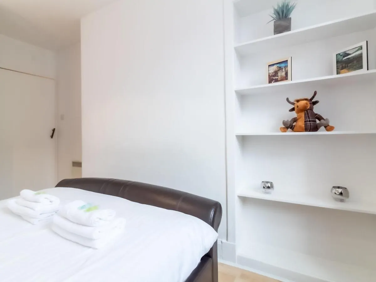 Apartamento Bright And Cosy Flat At The Heart Of The Old Town Edimburgo
