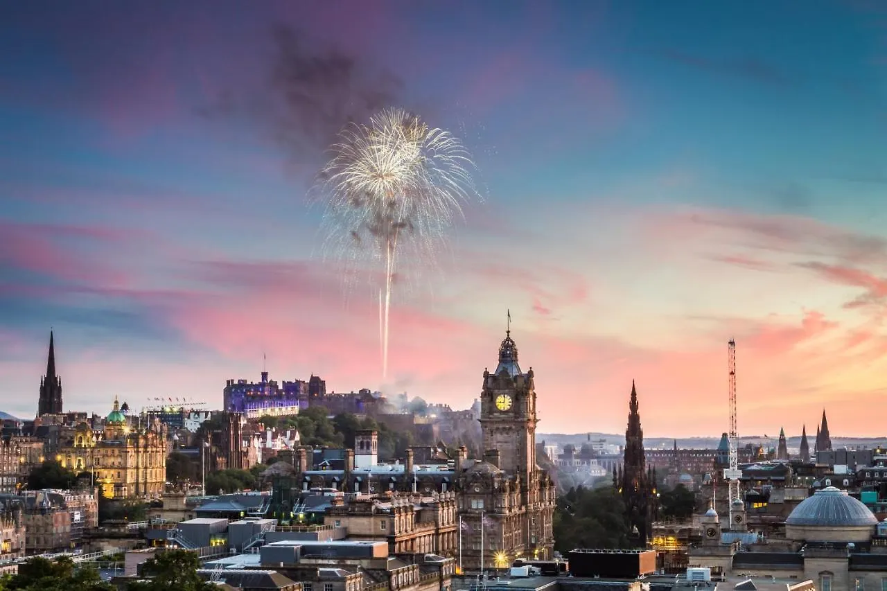 Apartamento Bright And Cosy Flat At The Heart Of The Old Town Edimburgo